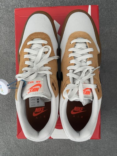 NIKE AIR MAX 1 ESS MENS TRAINERS SIZE UK 11 LIGHT BONE BLACK-FLAX - Picture 2 of 7