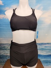 NWT Cupshe Women's Two Piece Swimsuit Size Medium Solid Black.