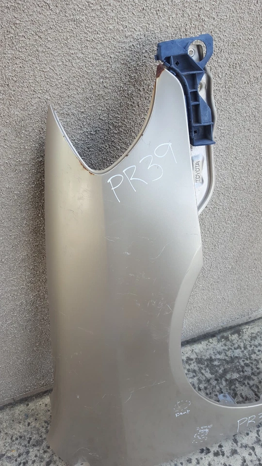 Toyota Corolla 2003-2008 panel de guardabarros del pasajero derecho OEM PR39 Foto 4 de 4