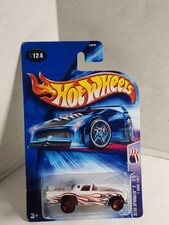 2004 Hot Wheels Star Spangled 2 2/5 124 - T-BIRD 1957 - B3845