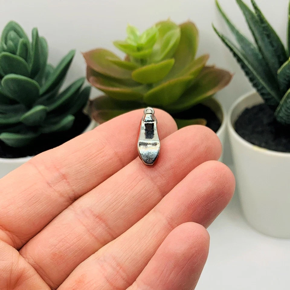 Dijes de tacones rubí rojo, 22x10 mm - vendedor de EE. UU. Foto 4 de 4