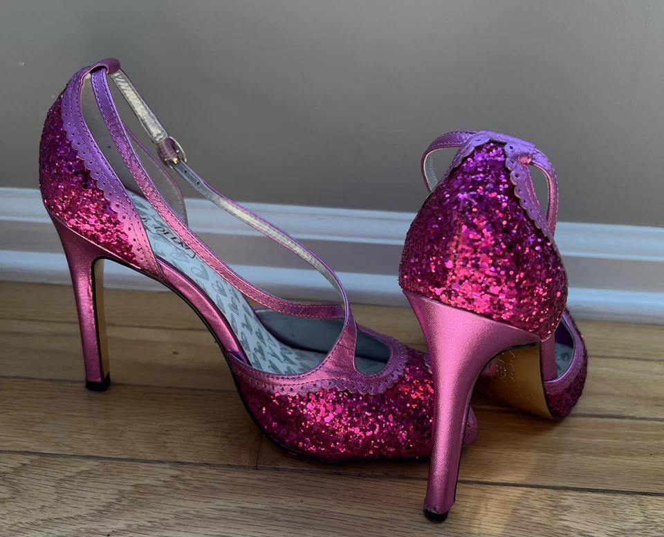 Oh… ¡CIERVO! Tacón de aguja Gelato rosa brillante talla 8 1/2 M Foto 2 de 4