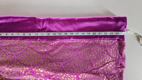 NEW Snuggie Tails Mermaid Blanket Pink with gold print and Satiny Trim - Picture 6 of 10