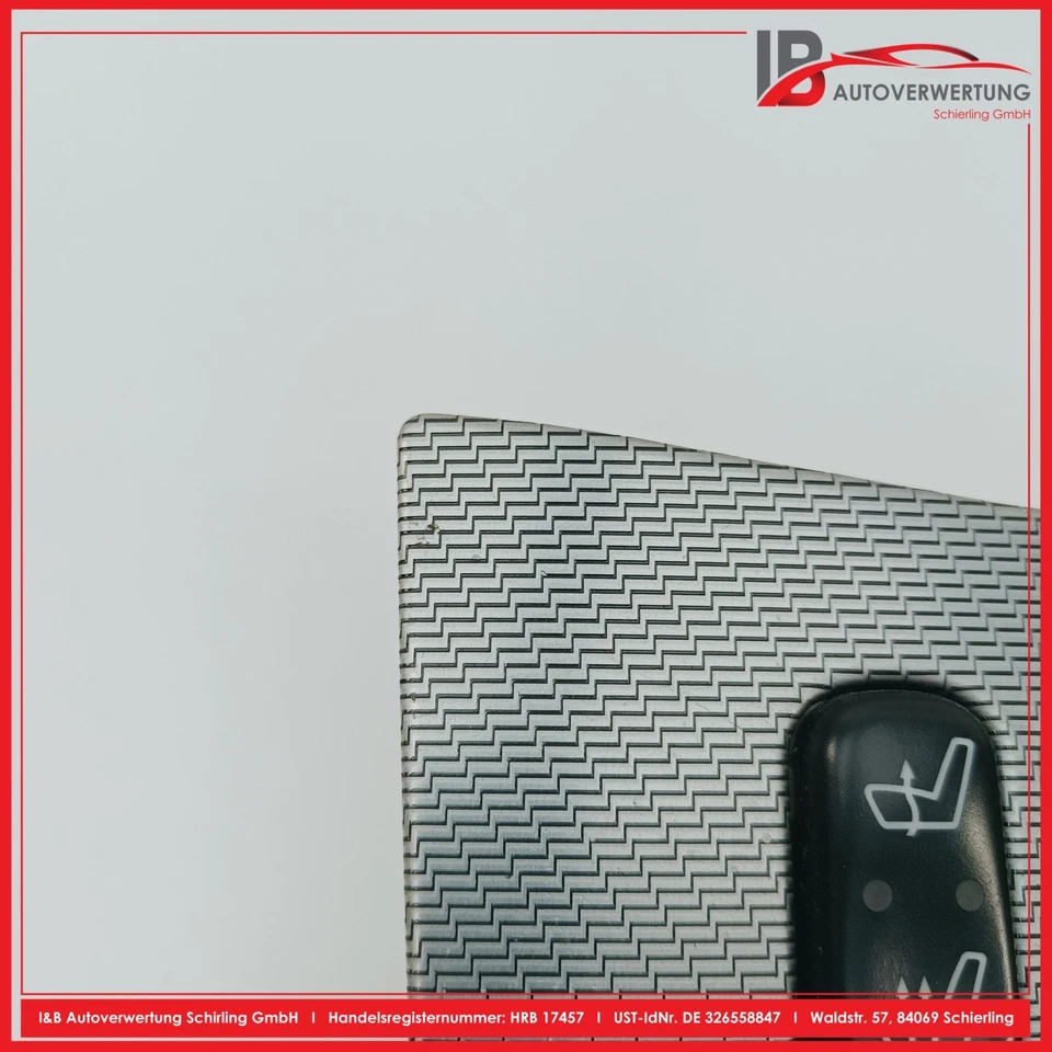 Interruptor calefacción asiento consola central MERCEDES BENZ CLASE A (W168) A160 1688203810 Foto 2 de 4