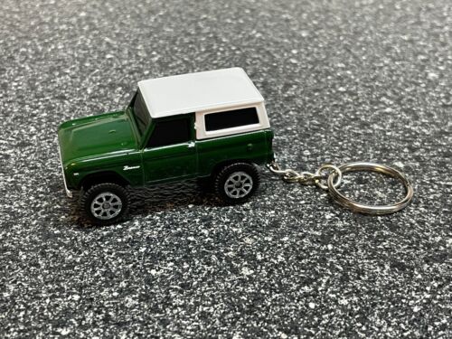 1966 Bronco 4x4 Green Keychain Diecast Car Hot Wheels Matchbox - Picture 2 of 4