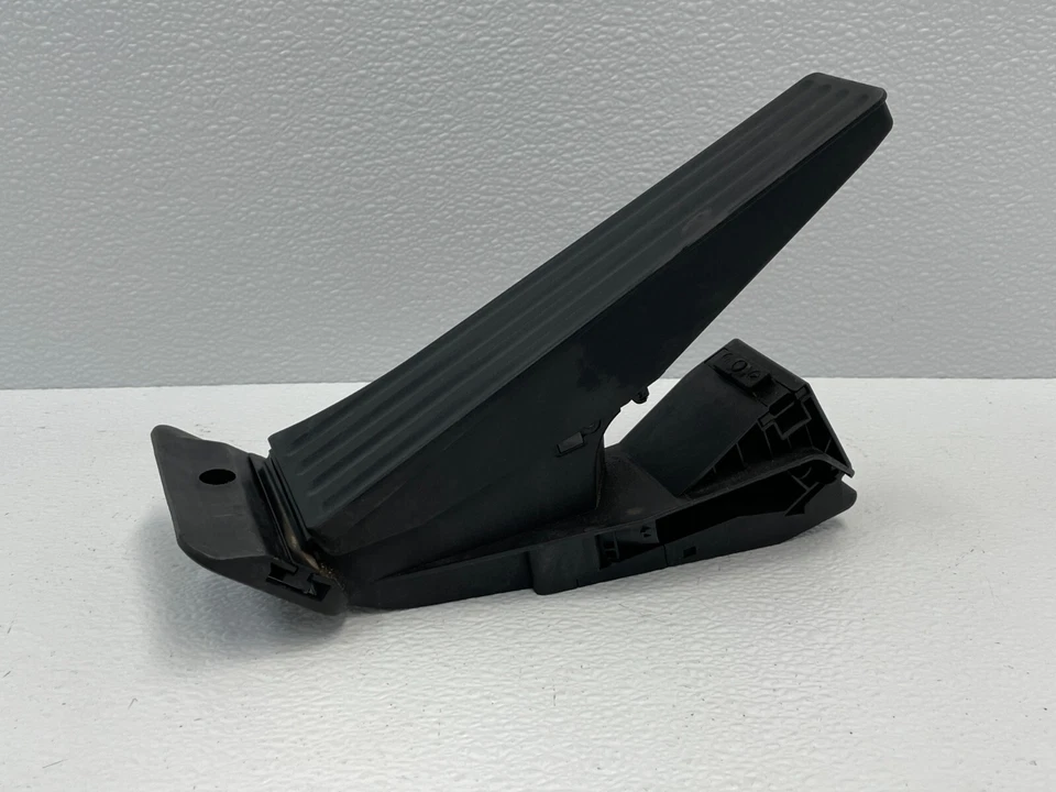 13 14 15 BMW Alpina B7 F01 F02 acelerador pedal de acelerador negro 1457 OEM Foto 2 de 4