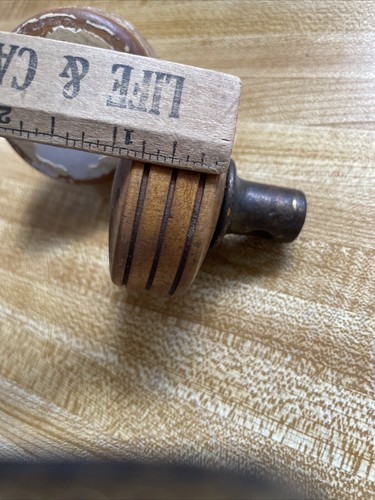 2 Vintage Hardwood Wood Door Knob Architectural Salvage - Picture 5 of 5