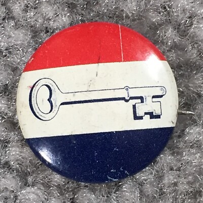 Vintage Skeleton Key Symbol Image Red White Blue Political Pin Button Small 7/8''