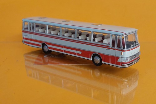 Brekina 56055 Setra S 150 H autocar gris clair/rouge 1970 1:87 NEUF voiture miniature