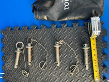 Roadmaster Inc 910029 4 Large Base Pins Cable + 3 Lynch Pins Preowned Car Tow