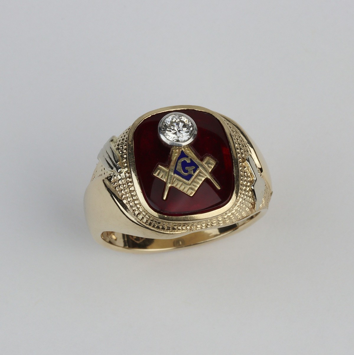 Vintage 10k Yellow Gold, Diamond Men's Freemason Masonic Ring Size