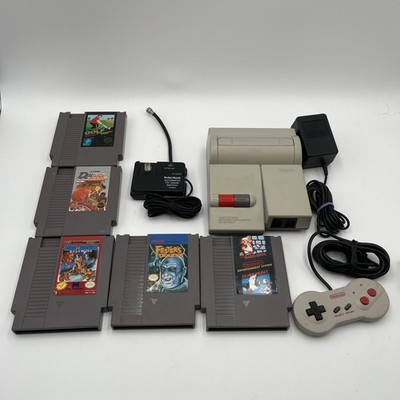 Nintendo NES Top Loader Control Deck NES-101 Console, Controllers & Game Bundle