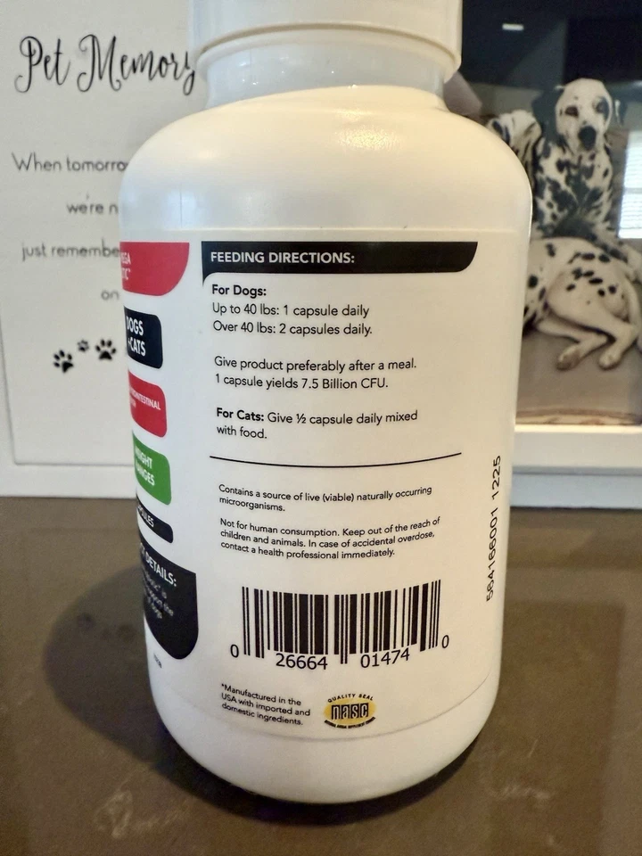 VetriScience Mega Probiótico para Perros Gatos 68 Cápsulas (Botella Parcial) Foto 2 de 4