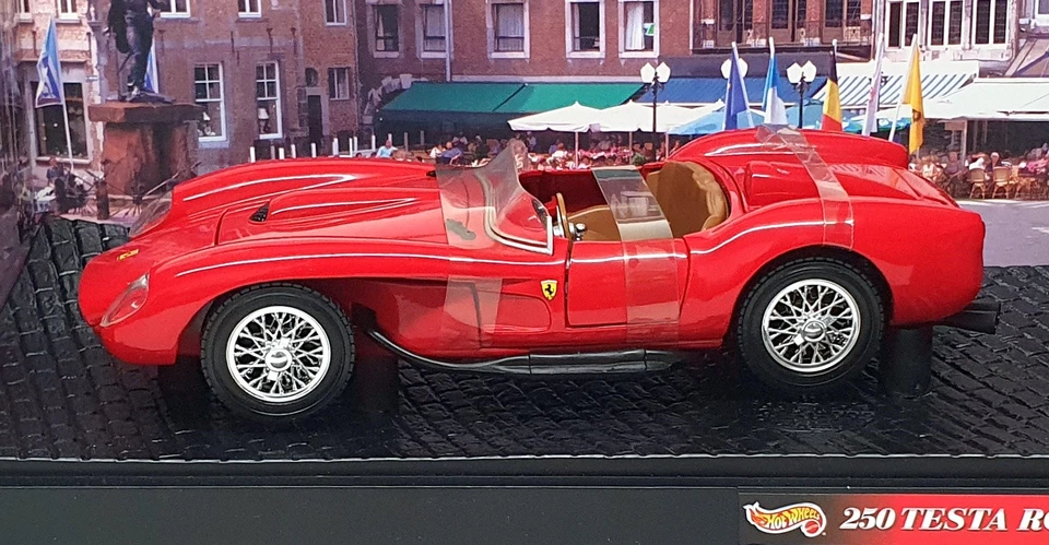 Hot Wheels escala 1/18 diecast 23913 - 1958 Ferrari Testa Rossa - rojo Foto 3 de 4