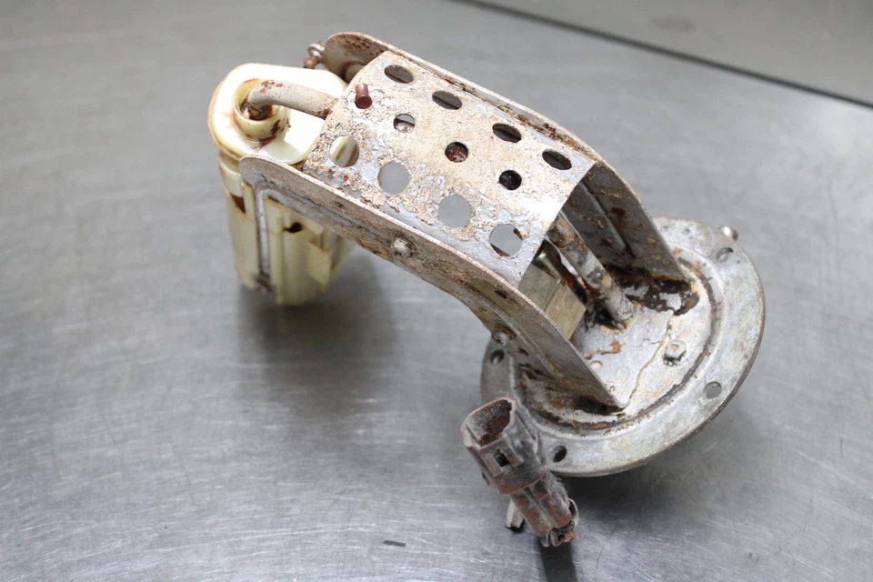 08-12 SUZUKI KATANA 650 FUEL PUMP GAS PETROL SENDER UNIT 15100-18H00 FOR PARTS Foto 2 de 4