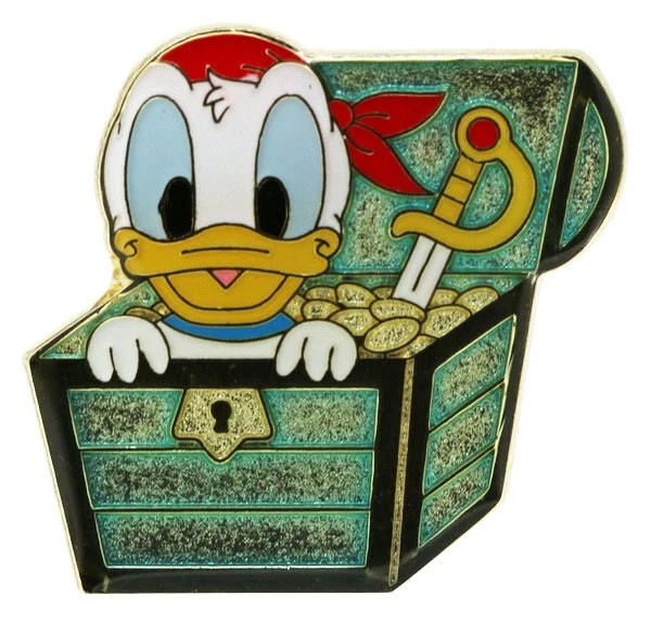 2017 Disney Game Prize Pirates Donald Duck Pin Rare