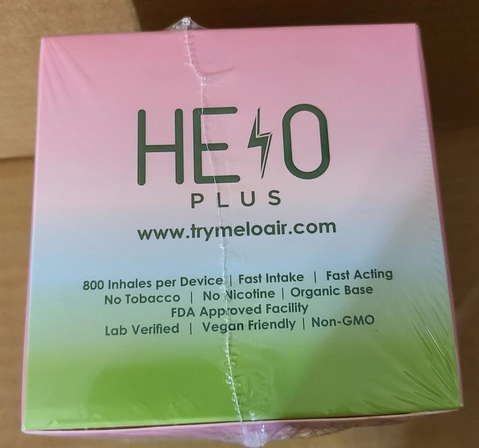 (10) Pluma difusora de cafeína HELO Plus Energy MELO Air Labs caja de exhibición de aguanieve rosa Foto 2 de 4