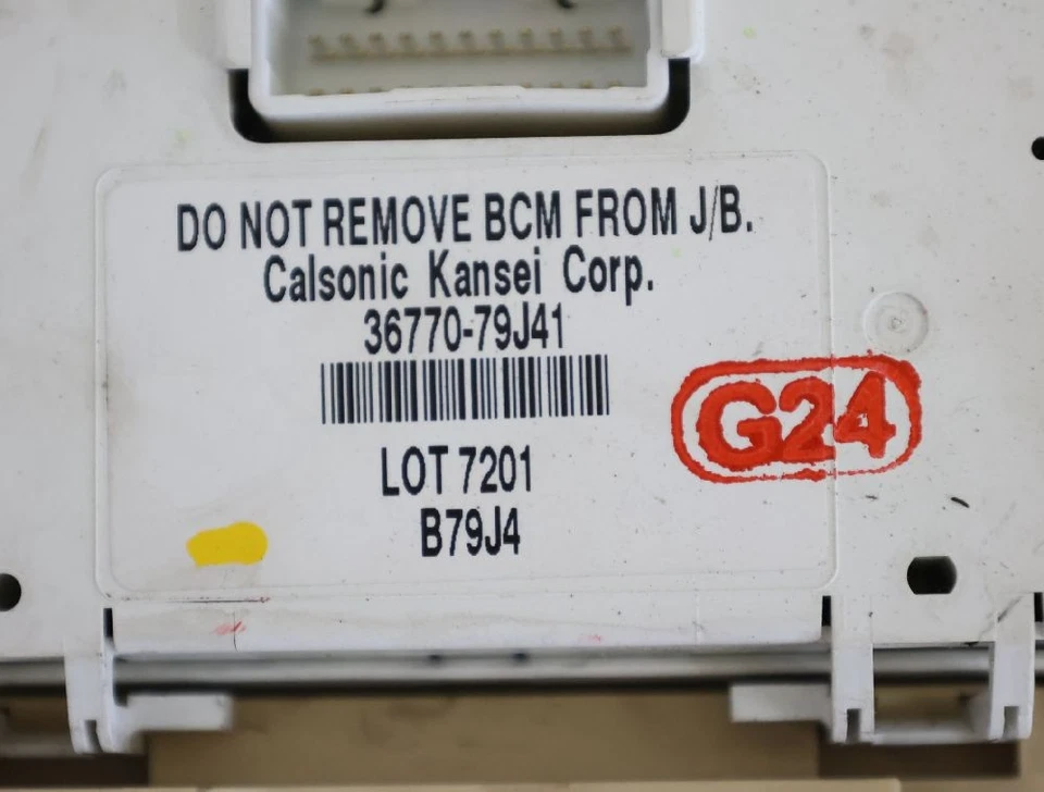 Sicherungskasten Suzuki SX4 EY GY 3677079J41 CALSONIC KANSEI Diesel 01-2008 - Bild 3 von 3