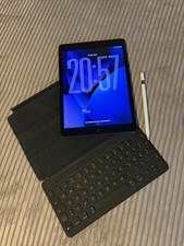 Apple iPad 9. Generation Wi-Fi 64GB SET