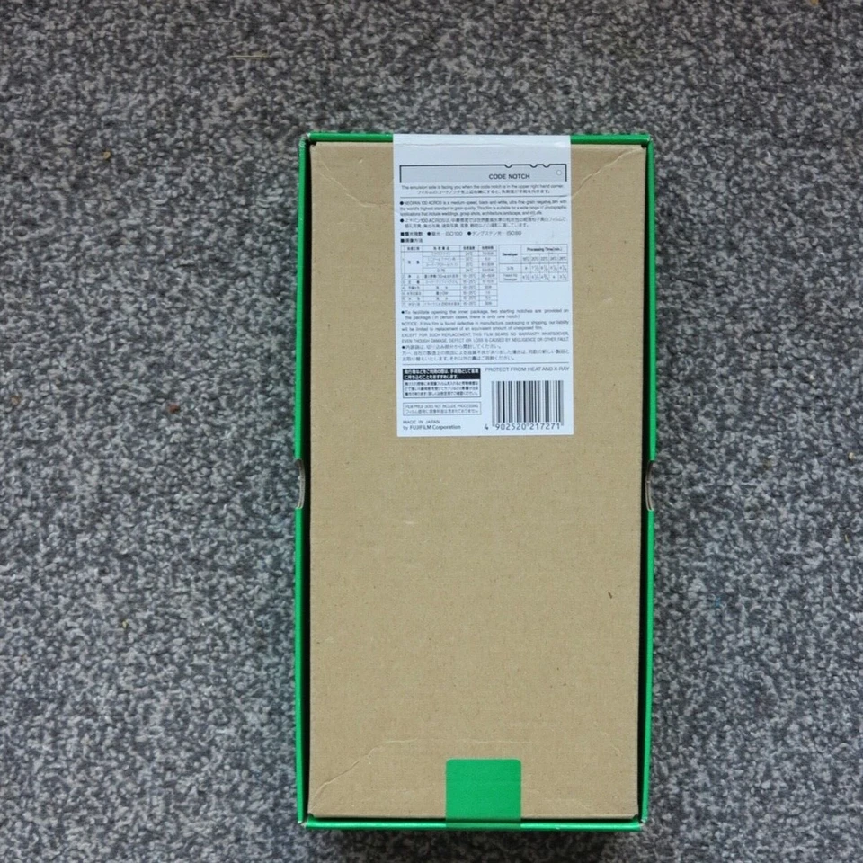 Fujifilm QuickLoad Neopan 100 Acros 4x5 (Expires 2010/2) 20 Sheets Sealed Box - Image 2 of 3
