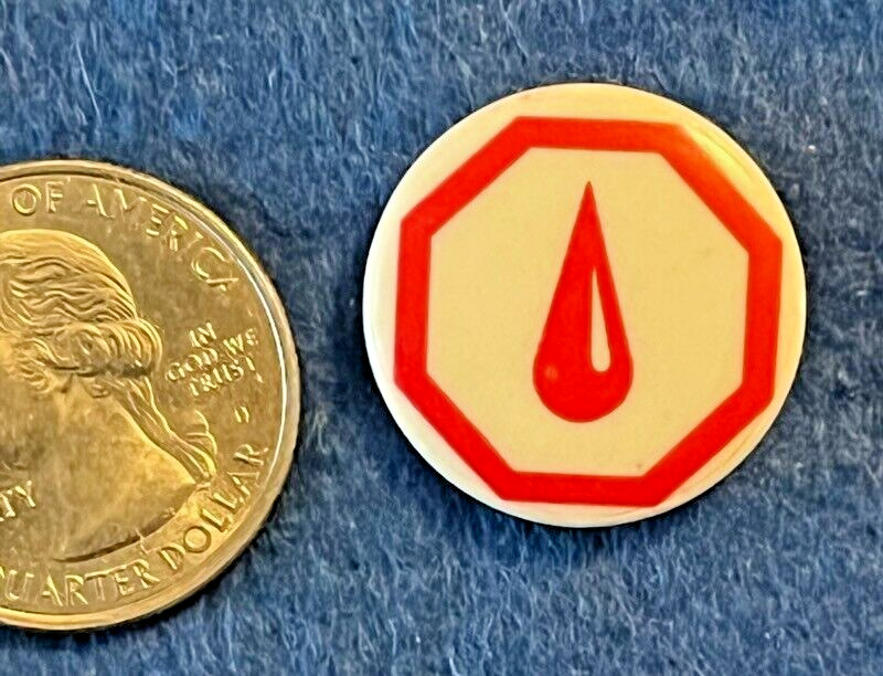 Vintage 1960 American Red Cross Blood Droplet Celluloid Pinback Pin Button
