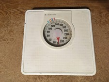 VINTAGE HEALTH O METER PERSONAL SCALE SQUARE 270 CAPACITY LBS / WRONGWAY052
