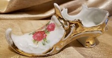 Vtg Colectible victorian porcelain Shoes Gold and Floral Painted 6" X 3"