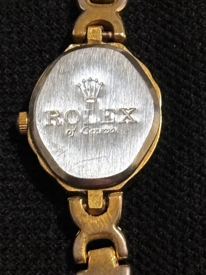 Reloj de cuarzo vintage estilo Rolex para dama en tono dorado y plateado - Funciona Foto 2 de 4