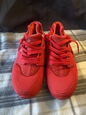 Nike Air Huarache Triple Red