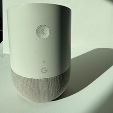 Google Home voice-activated speaker White Slate. GA3A00417A14. Pre-owned