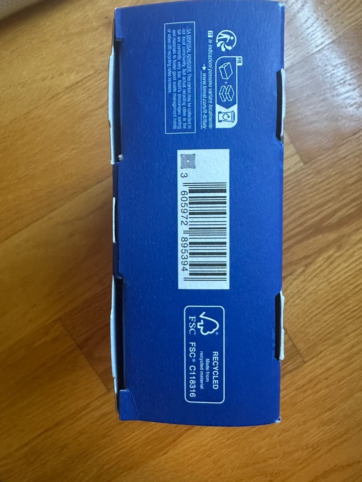 Juego esencial de 3 piezas para hombre Kiehl's Fresh Start Jabón hidratante lavado facial en 1 caja Foto 3 de 4