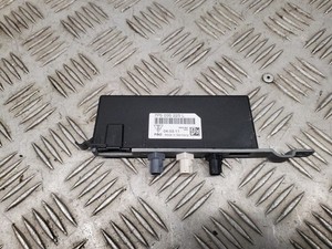 Porsche Cayenne (92A) 2011 Antennenverstärker Signalverstärker ATV76537