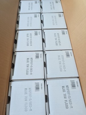 10x Iwasaki EYE Color Arc Metal Halide M70P36F-B 70W Blue Flood Lamps PAR36 NOS