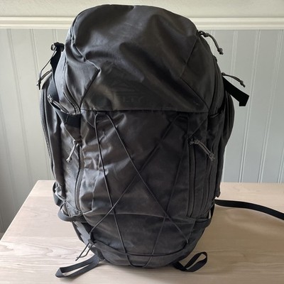 Kelty Redwing 36 Liter Hiking and Backpacking Backpack Black Asphalt - Good Used
