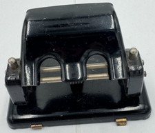 Locher Original schwarz Büro Schreibtisch alt Metall antik vintage