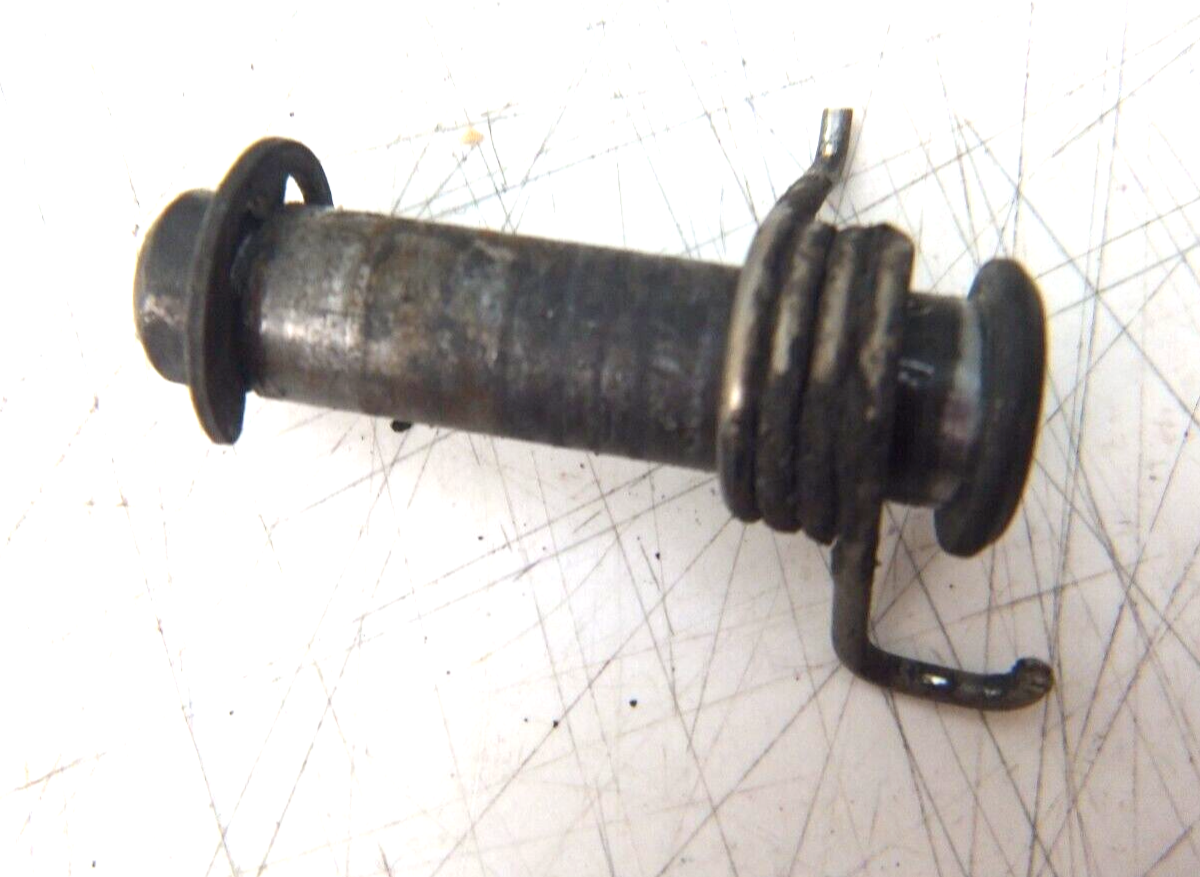 TRIUMPH TT 600 RIGHT RIDERS FOOTPEG PIN AND SPRING 2000 -2003 | eBay