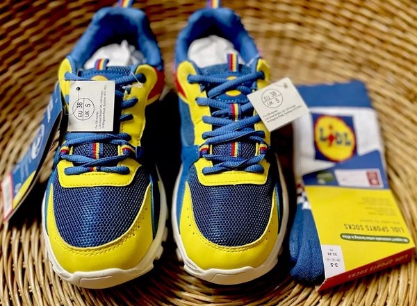 Zapatillas retro Lidl Esmara 2021 para mujer azul rojo amarillo + calcetines UK 5 EU 38 NUEVAS CON ETIQUETAS