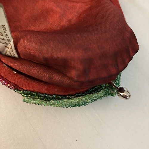 DeLill Strawberry Coin Purse Bag Vintage Japan Beaded Kiss Clasp Micro Bead - Picture 12 of 12