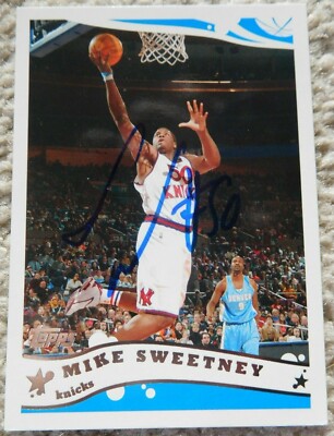 Crisp Michael Sweetney, Who Played For The Hoyas, Knicks, Bulls, Dies At 43 Background Illustration Crisp Michael Sweetney, Who Played For The Hoyas, Knicks, Bulls, Dies At 43 Background Illustration