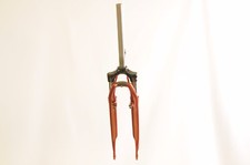 700c 28? SUNTOUR HYBRID CR-8 SUSPENSION FORK 1 1/8? 300mm V BRAKE MARONE BROWN