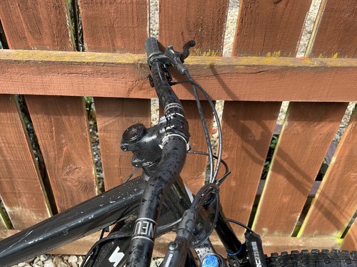 Vitus Mythique 27 VR Mountain Bike black - Picture 3 of 7