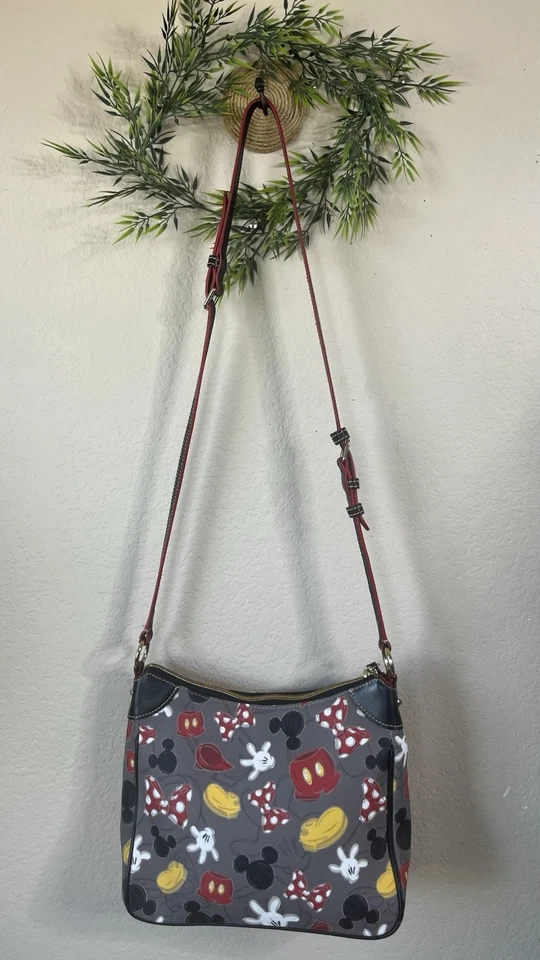 Bolsa tiracolo Dooney e Bourke Disney com partes do corpo Mickey Mouse Minnie - Imagem 3 de 4