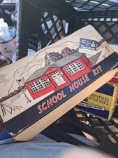 o scale Plasticville school house kit SC-4