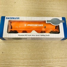 HO Gauge Bachmann 19141 Canadian CGLX 4-Bay Cylindrical Grain Hopper - Potacan