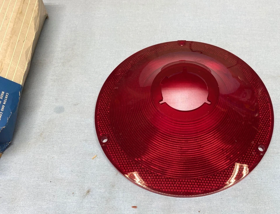 НОВЫЙ ИЗ СТАРЫХ ЗАПАСОВ 1961 FORD FAIRLANE GALAXIE ЗАДНИЙ ФОНАРЬ ОБЪЕКТИВ ЛАМПА OEM FOMOCO #C1AB-13450-A - Изображение 2 из 3