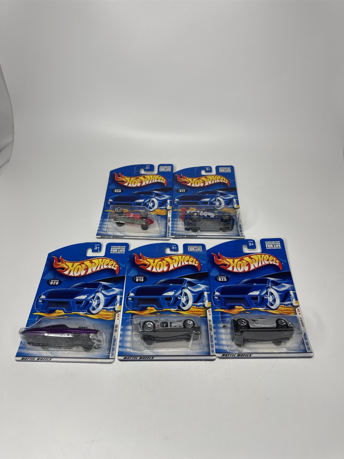 Lot of 5 Hot Wheels Mattel Wheels 2000 Die Cast Metal Collectible Race Cars
