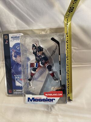 2002 McFarlane Sports Picks NHL Series 3 MARK MESSIER New York