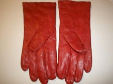 Vintage Ladies Medium Red Acrylic Gloves Soft EUC
