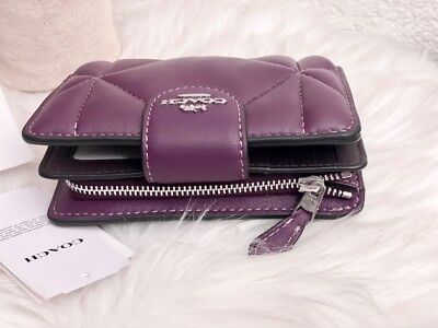 NWT Coach Medium Corner Zip Wallet With Puffy Diamond