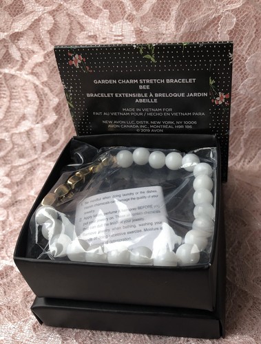 Avon Garden Charm Stretch Bracelet -Bee Charm White - Sealed - Bild 5 von 10